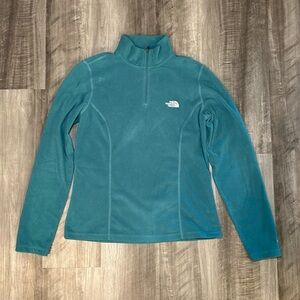 The North Face TKA 100 Microvelour Quarter Zip Pullover - Medium